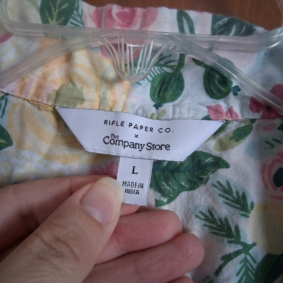 Rifle Paper Co X The Company Store Floral Pajama Top Size Large - Picture 5 of 7